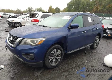 2017 Nissan Pathfinder S z USA, uszkodzony, nr VIN 5N1DR2MM6HC692125